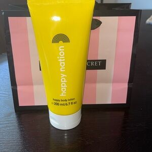 Happy Nation Happy body lotion new